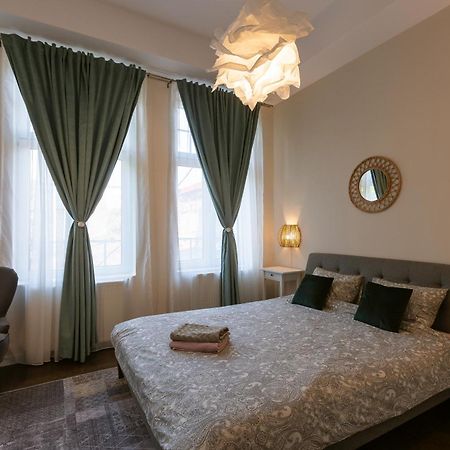 Central Charm - 2Br Apartment Timişoara Buitenkant foto