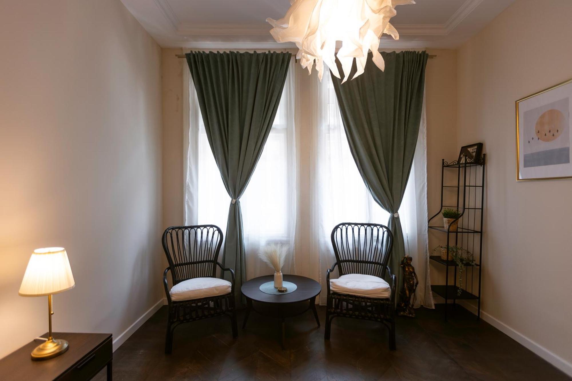 Central Charm - 2Br Apartment Timişoara Buitenkant foto